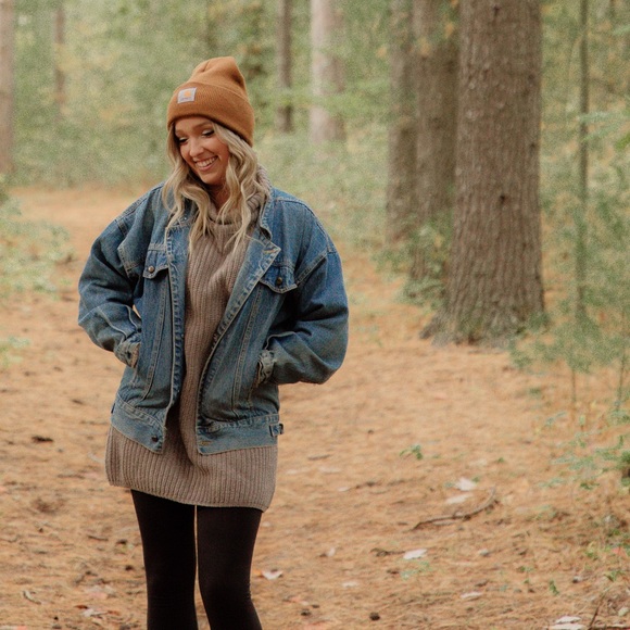 Meet your Posher, Serena - Picture 1 of 1